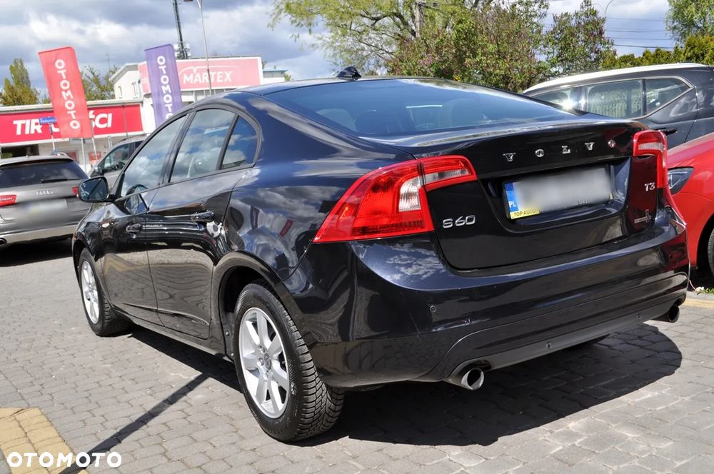 Volvo S60 T3 Kinetic - 12