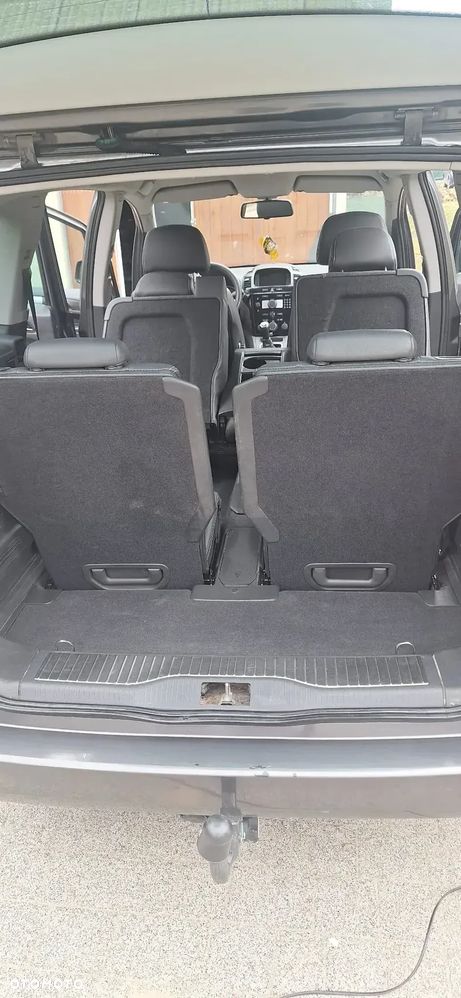Opel Zafira - 9