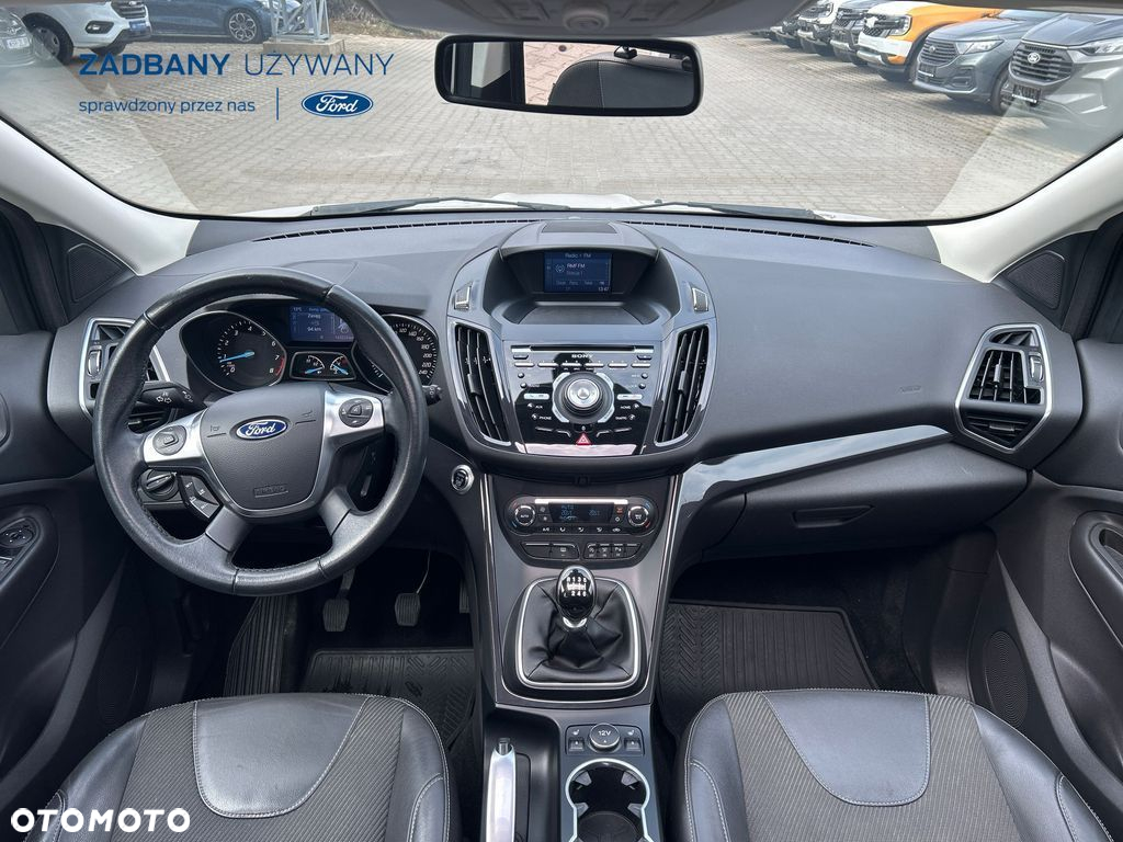 Ford Kuga 1.5 EcoBoost 2x4 Titanium - 14