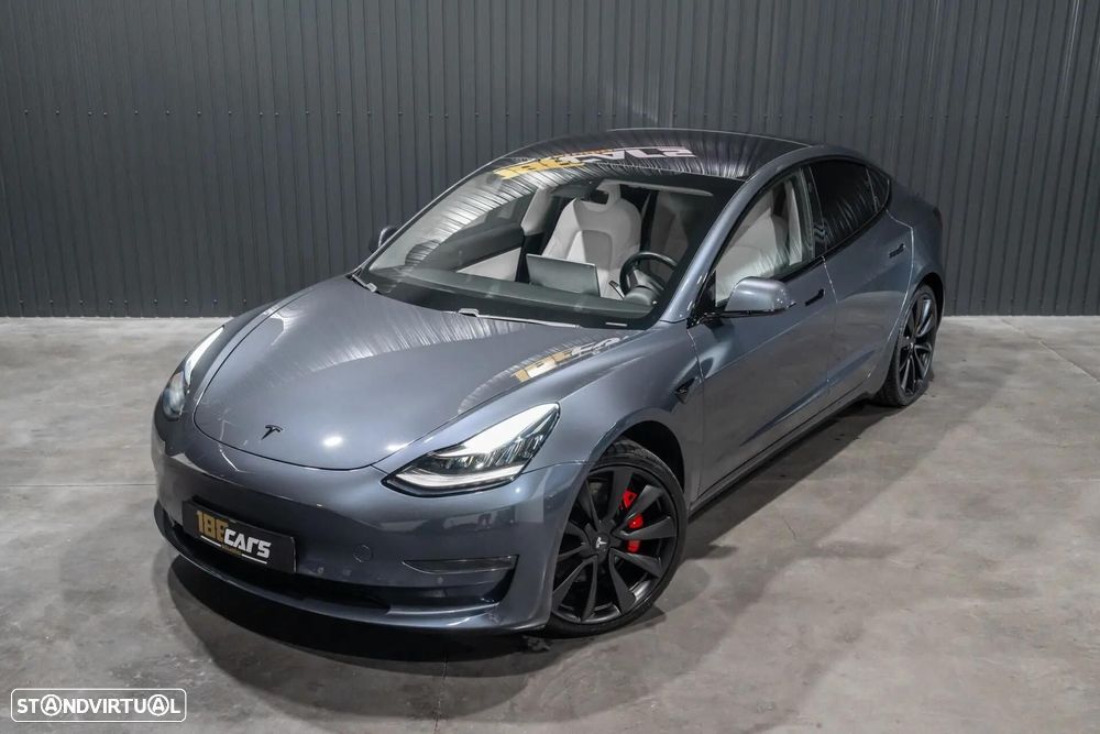 Tesla Model 3 Performance Dual Motor AWD - 33