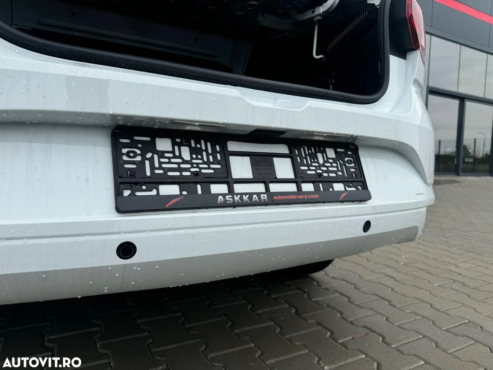 Dacia Logan ECO-G 100 MT6 Expression - 32