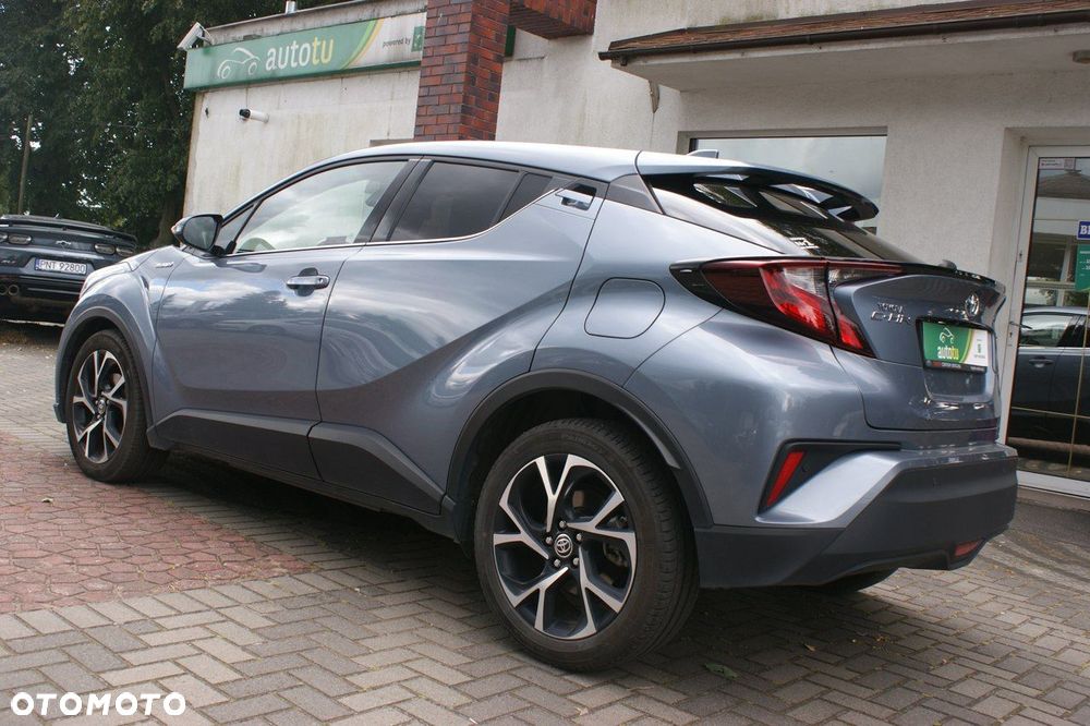 Toyota C-HR - 12
