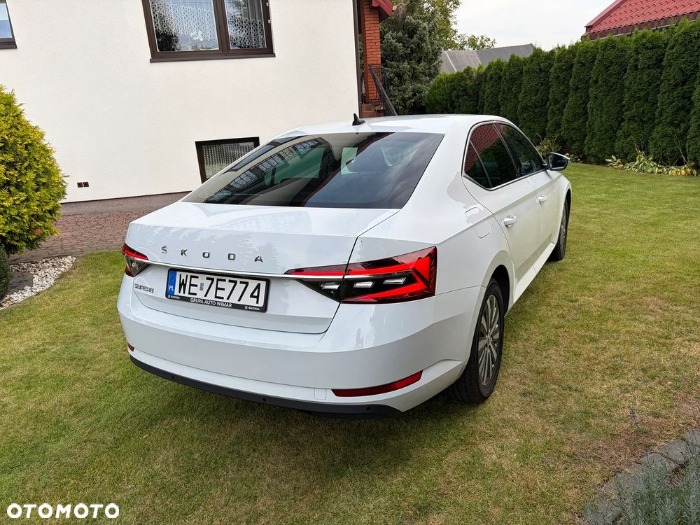 Skoda Superb 2.0 TDI SCR Style DSG - 9