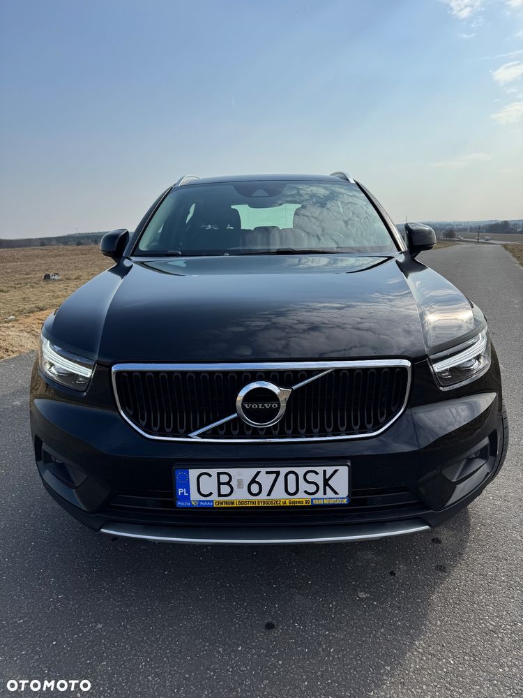 Volvo XC 40 T3 Momentum - 2