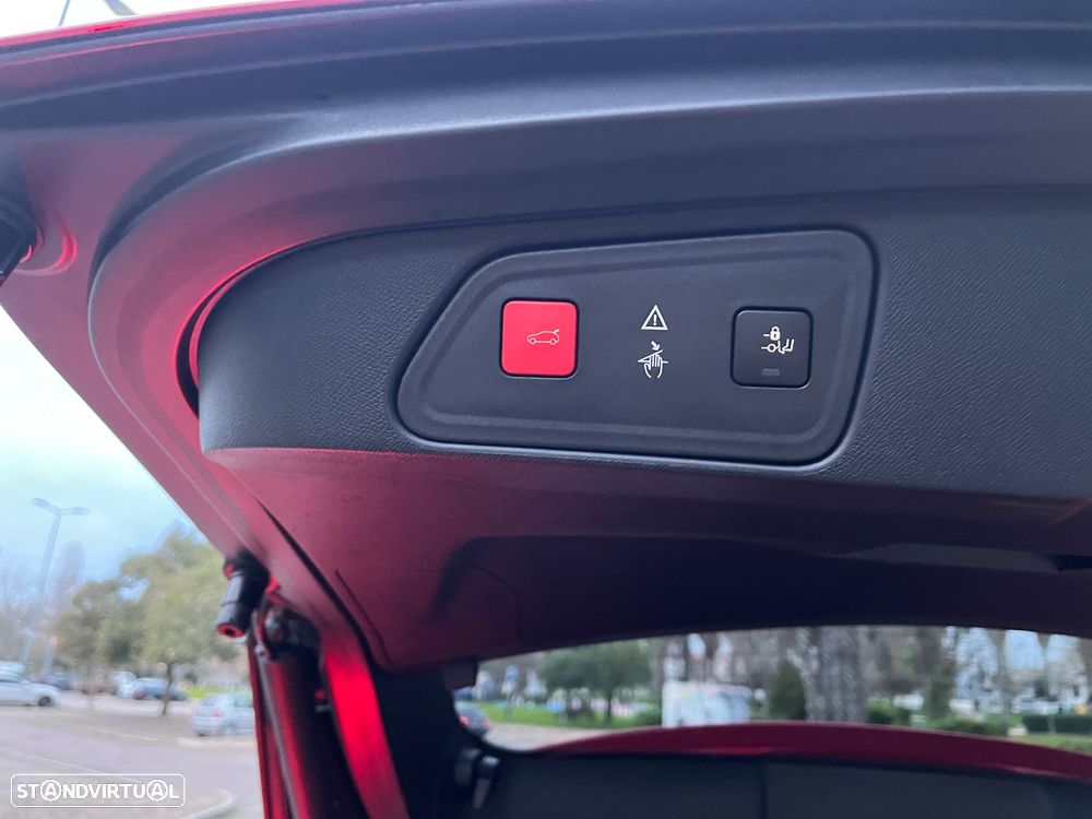 Peugeot 3008 PureTech 130 Stop & Start GPF EAT8 Allure - 27