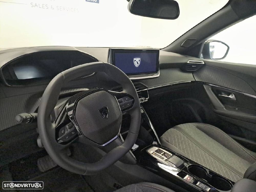 Peugeot e-2008 54 kWh Allure - 7
