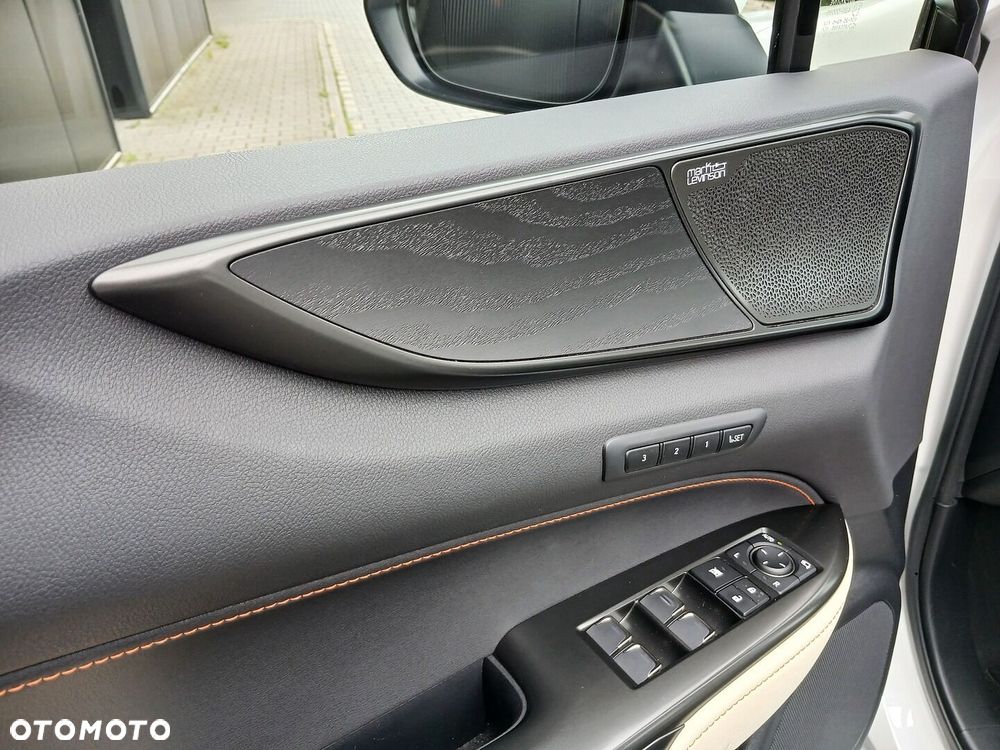 Lexus NX 350h Omotenashi AWD - 18