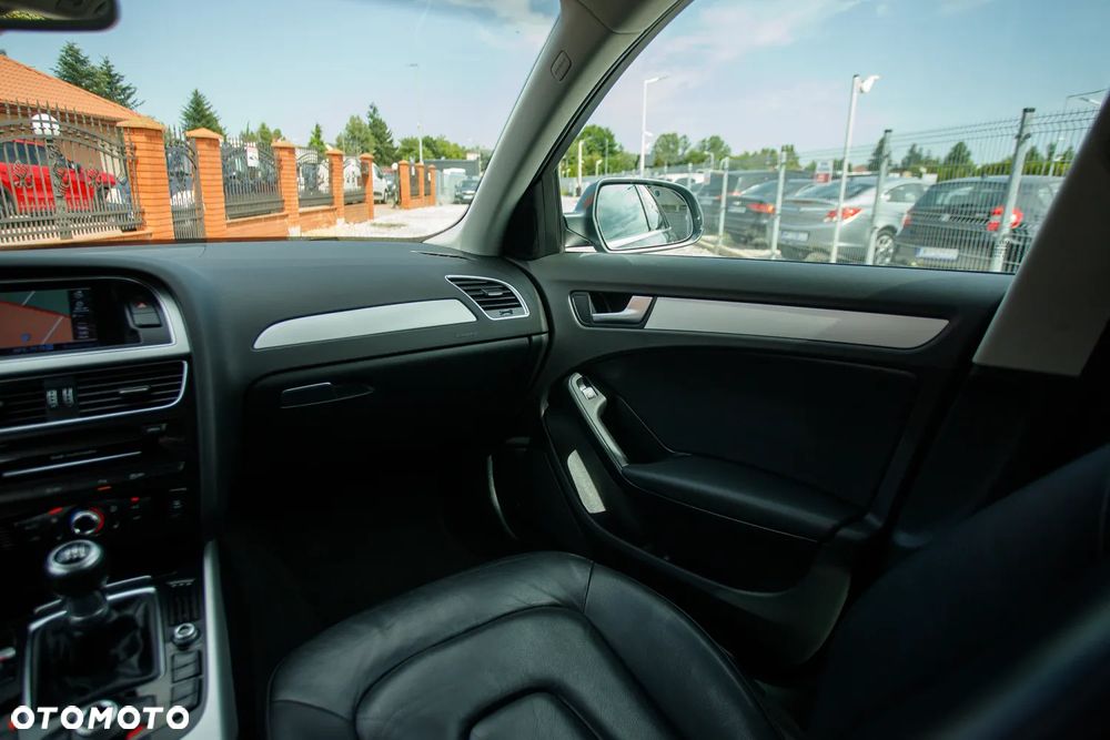 Audi A4 Avant 2.0 TDI e DPF Attraction - 27