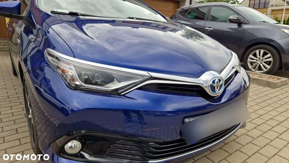 Toyota Auris 2017 photo 3