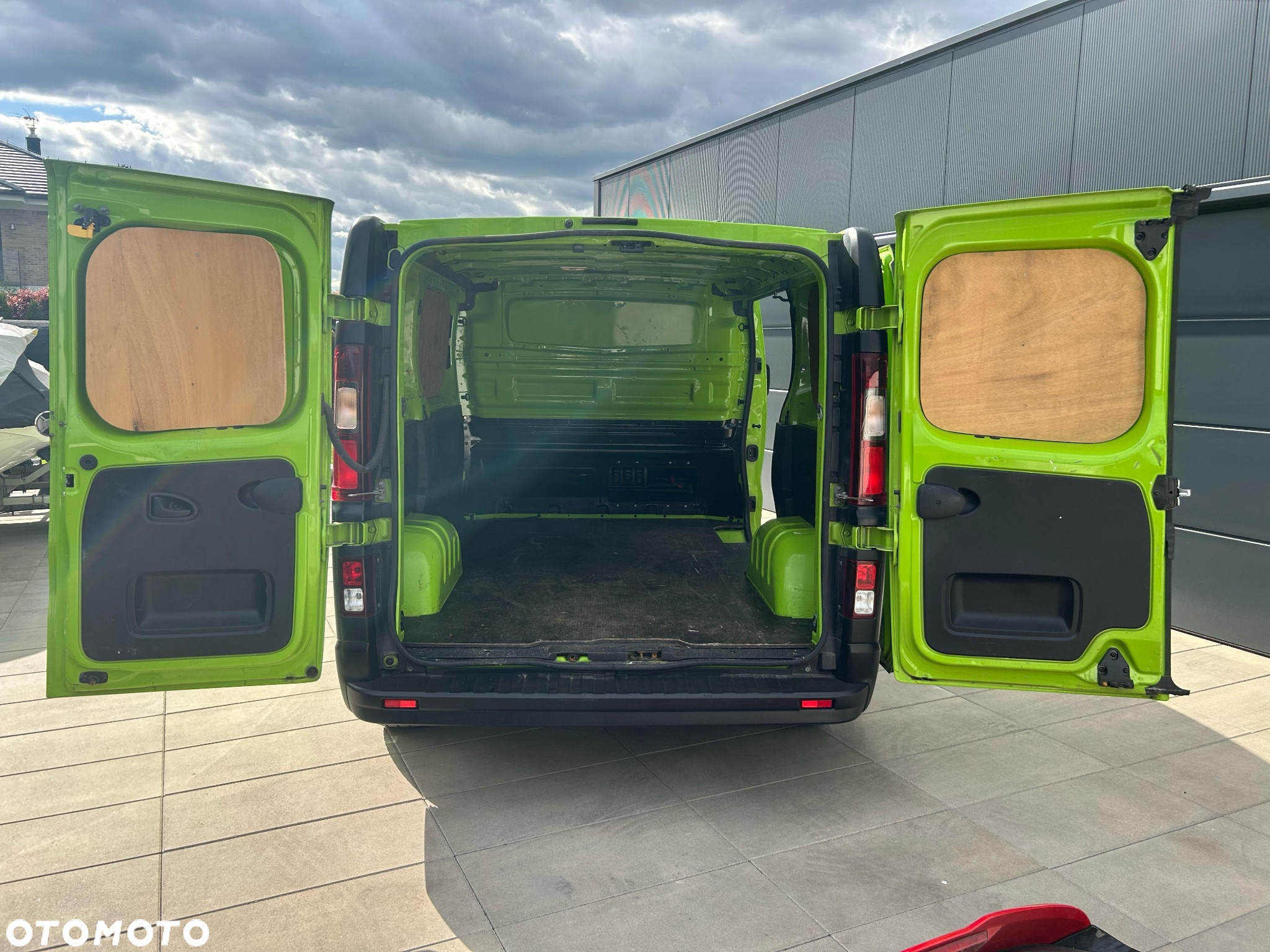 Renault Trafic - 18