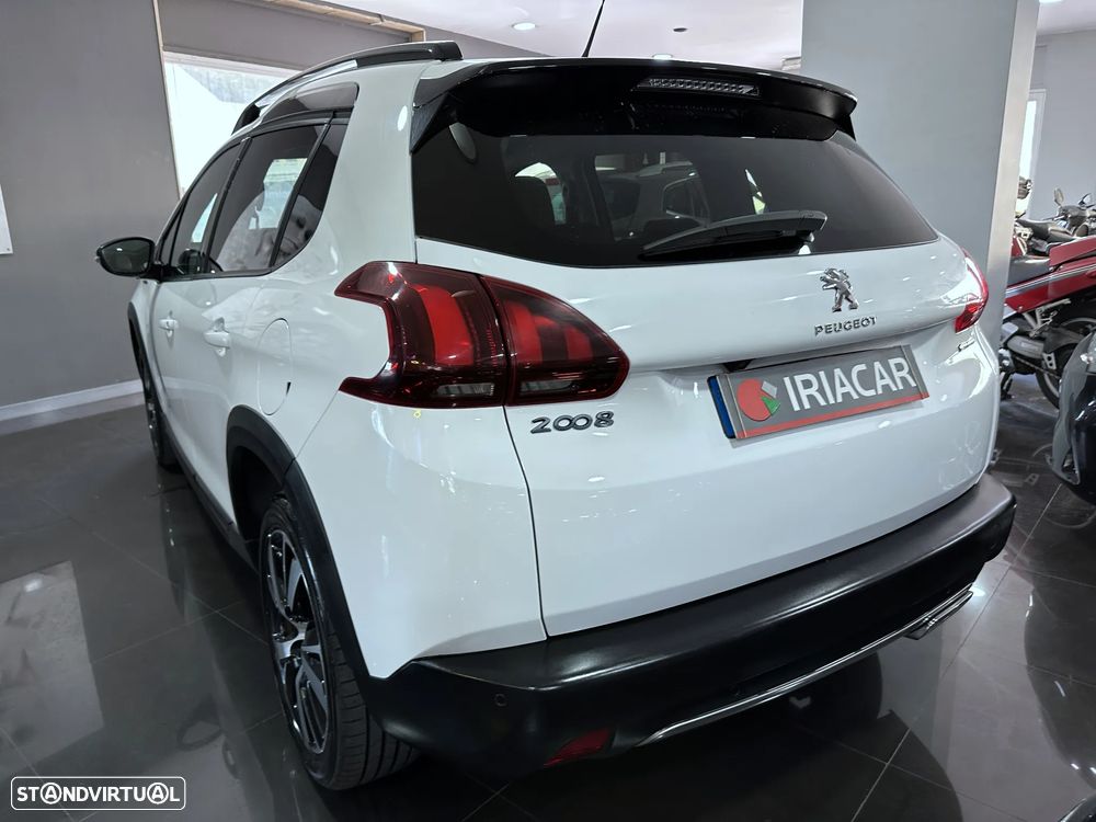 Peugeot 2008 1.2 PureTech GT Line - 8