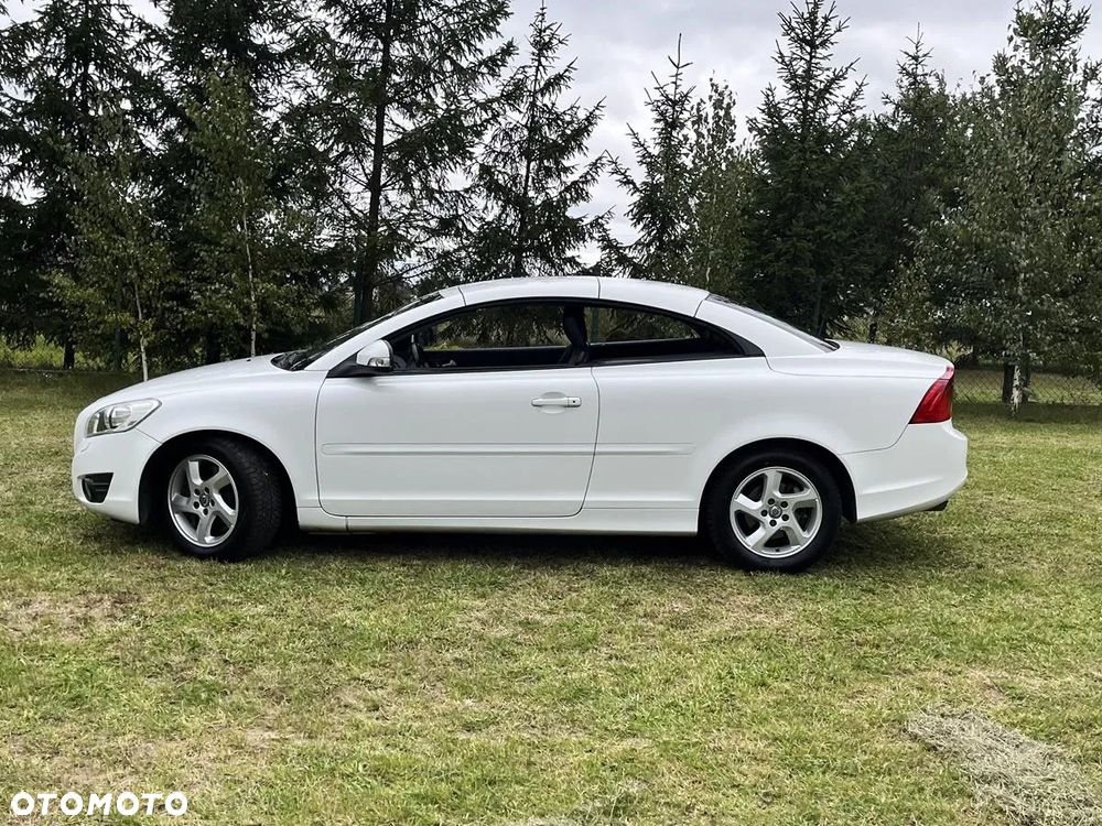 Volvo C70 D3 Momentum - 5