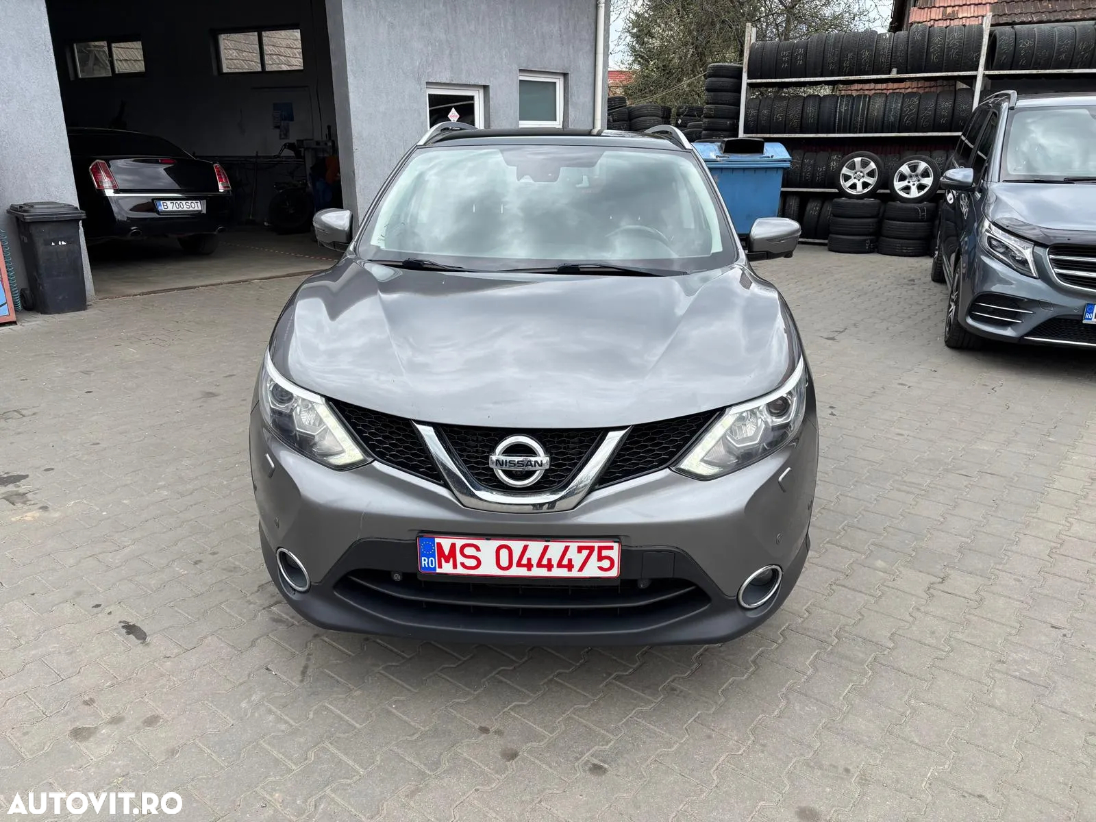 Nissan Qashqai 1.6 DCI Xtronic TEKNA - 2