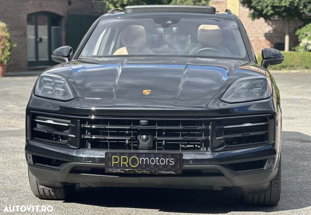Porsche Cayenne E-Hybrid - 2