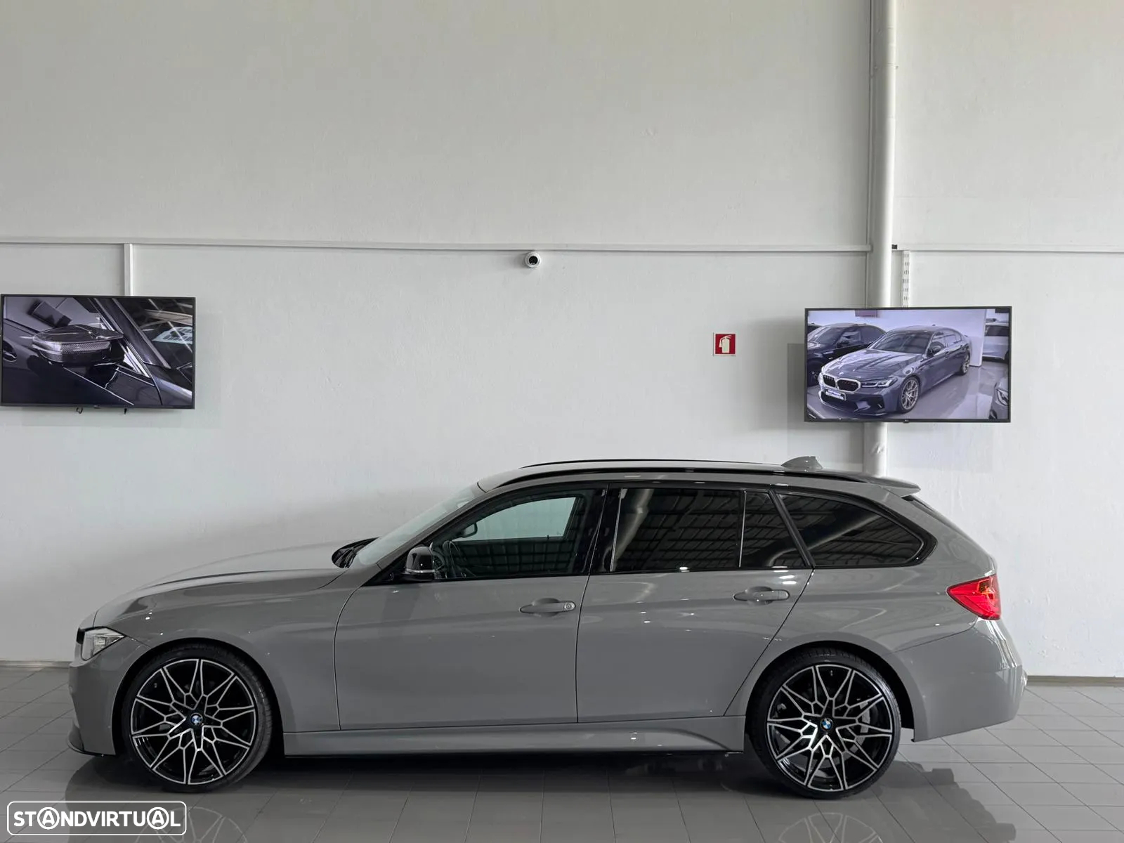 BMW 320 d Touring Auto Pack M - 19