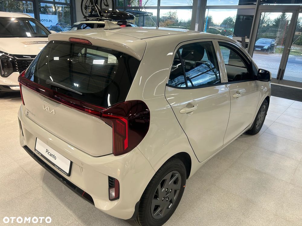 Kia Picanto 1.0 L - 5
