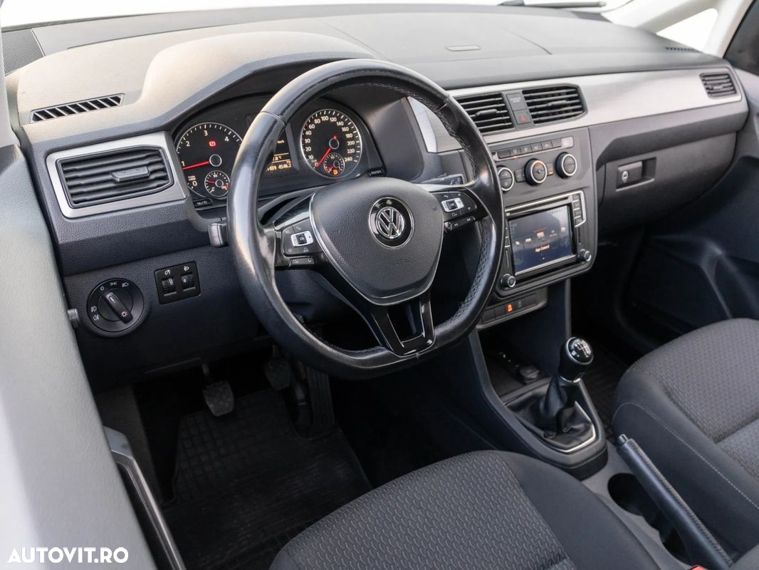 Volkswagen Caddy - 10