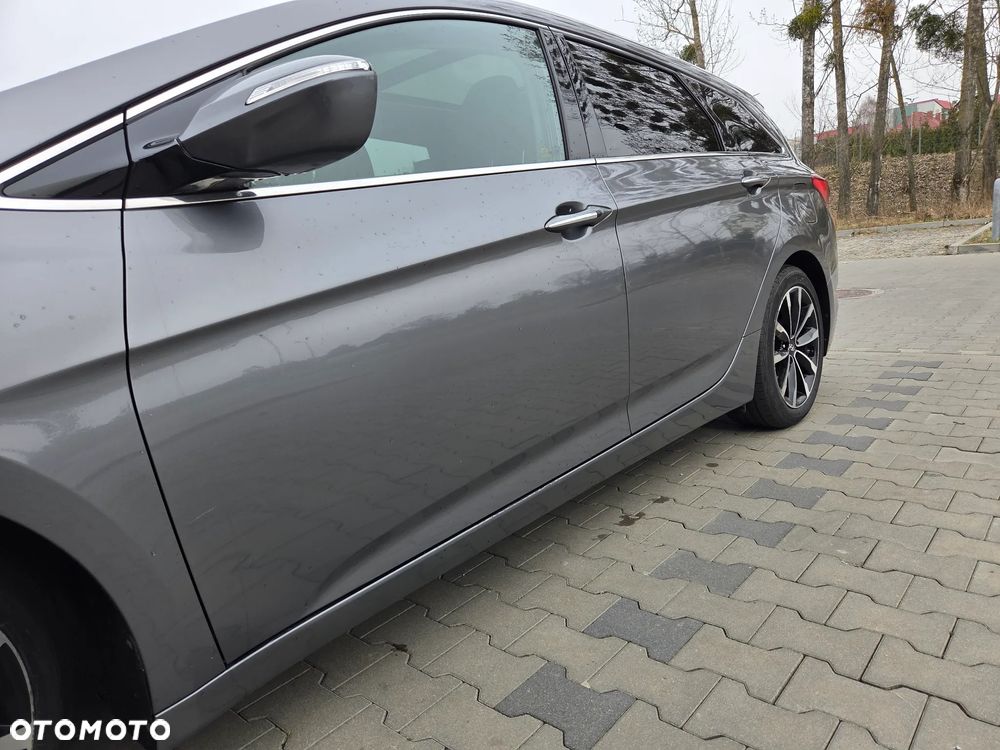 Hyundai i40 Kombi 1.7 CRDi DCT Premium - 15