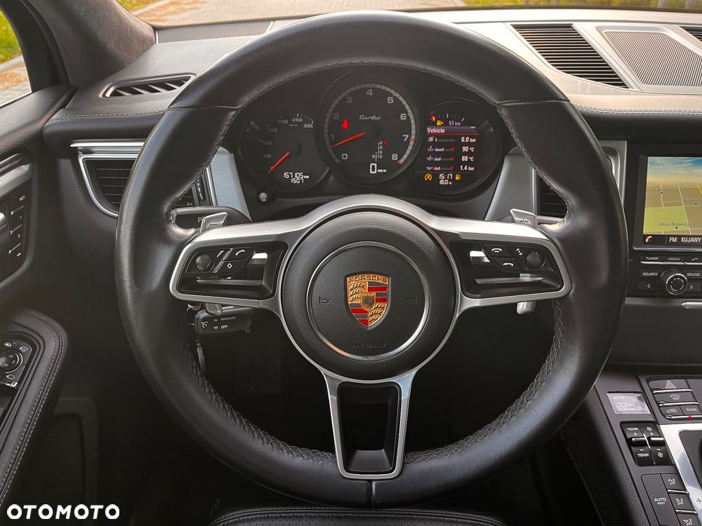 Porsche Macan Turbo PDK - 30