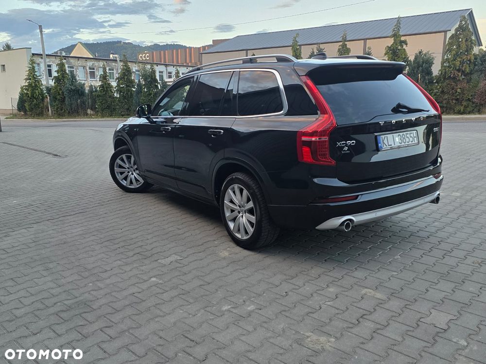 Volvo XC 90 D5 AWD Geartronic RDesign - 10