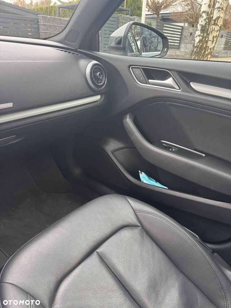 Audi A3 Limousine 40 TFSI quattro S tronic S line - 2