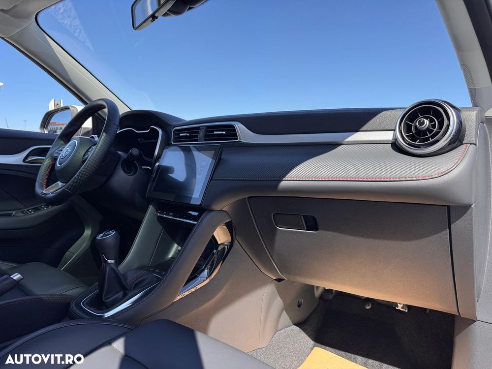 MG ZS 1.0 T-GDi 6MT Exclusive - 16