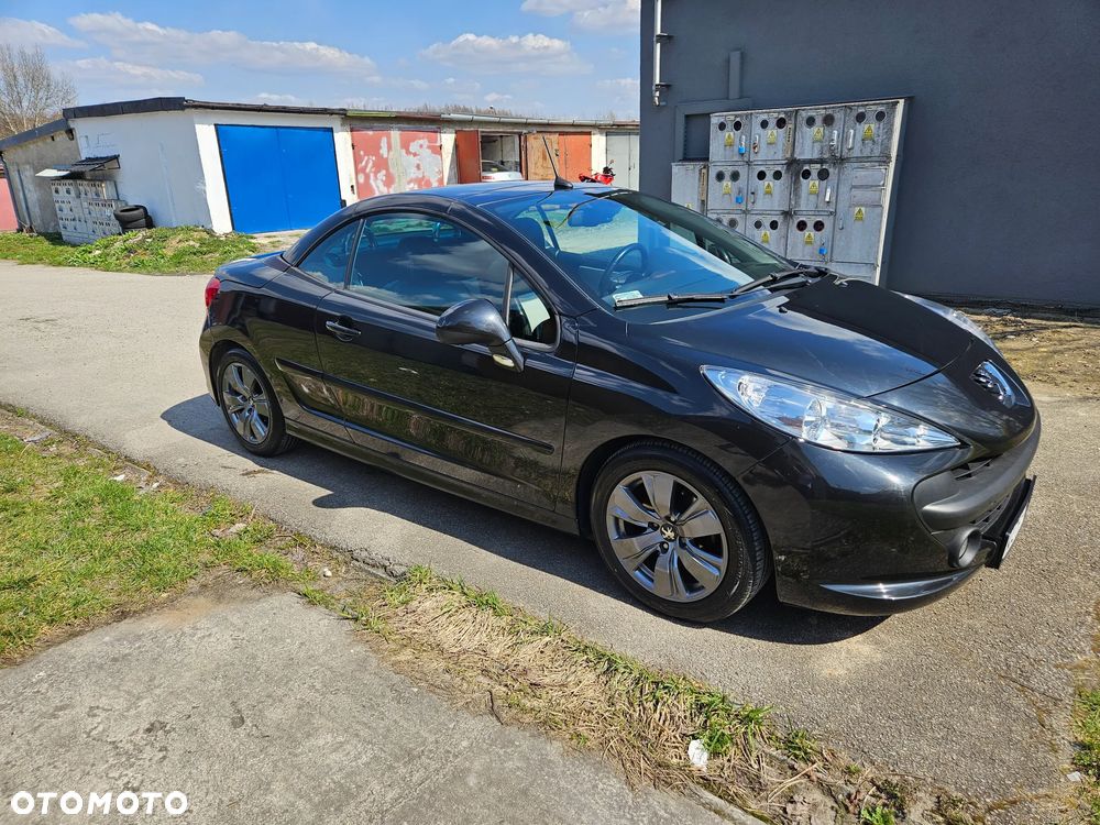 Peugeot 207 CC 150 THP Roland Garros - 1