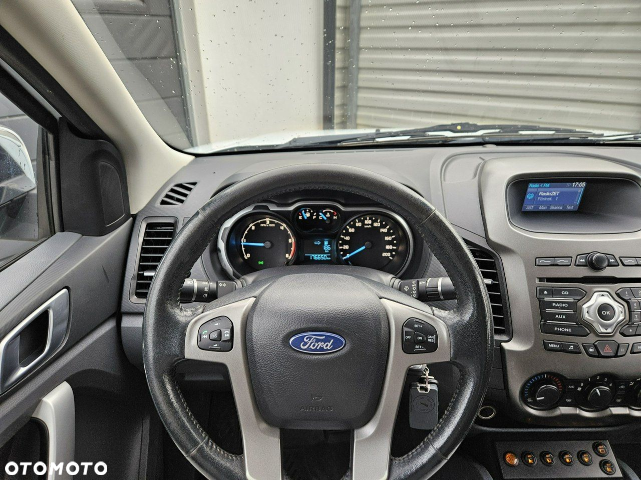Ford Ranger - 32