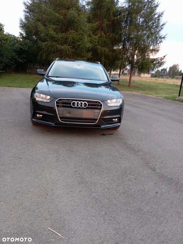 Audi A4 Avant - 14