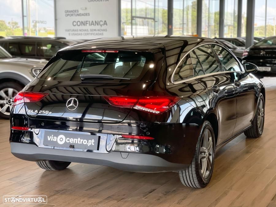 Mercedes-Benz CLA 250 e Shooting Brake Progressive - 2