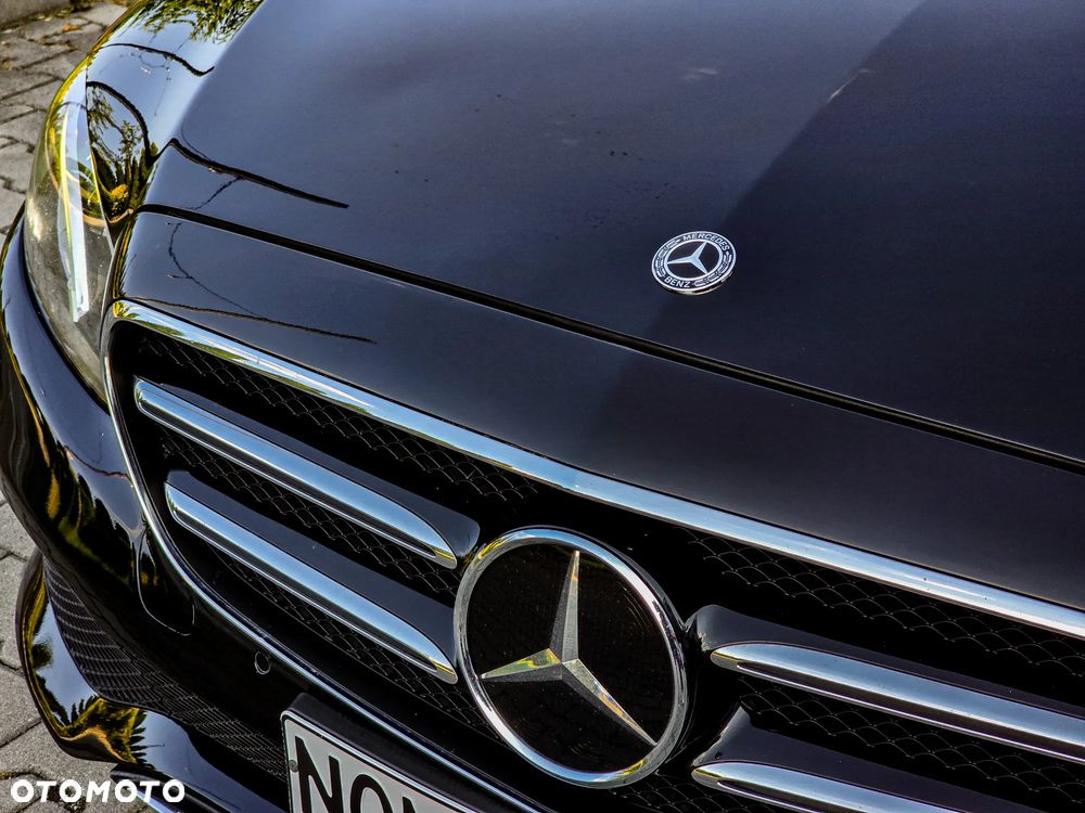Mercedes-Benz Klasa E 220 d 9G-TRONIC - 4