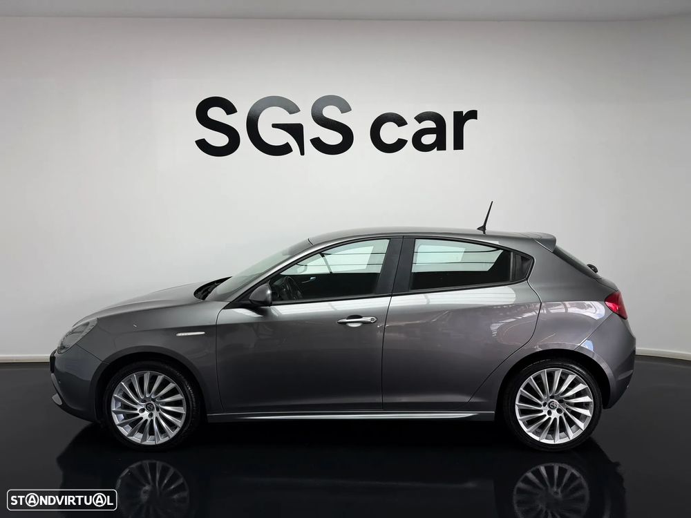 Alfa Romeo Giulietta 1.6 JTDM - 3