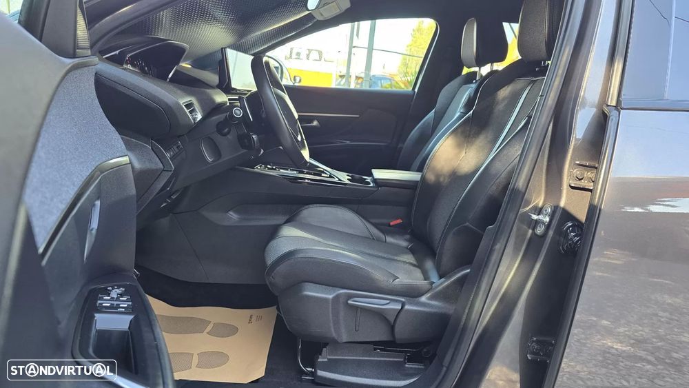 Peugeot 3008 1.2 PureTech Allure Pack EAT8 — fotografia 12