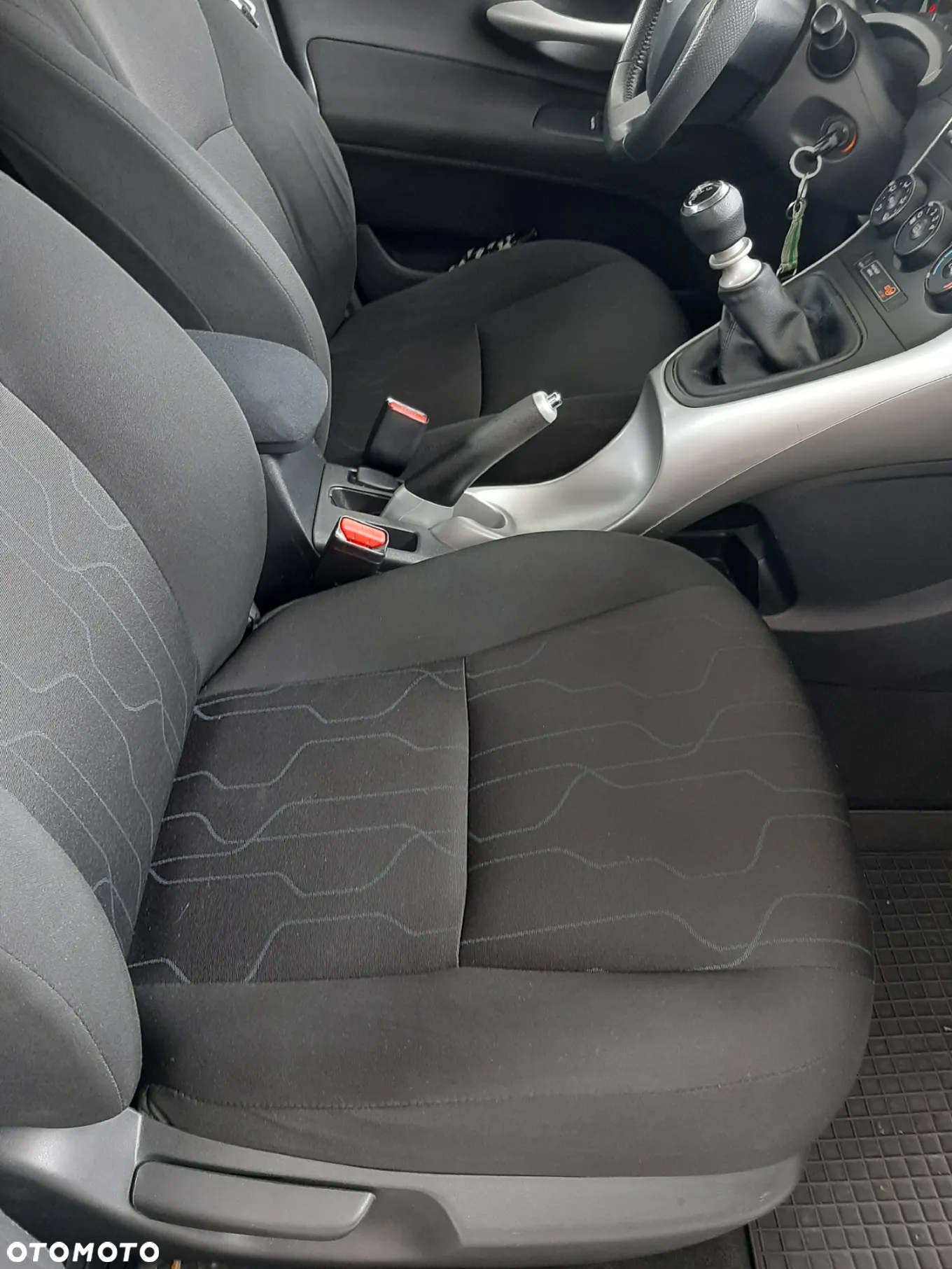 Toyota Auris - 14