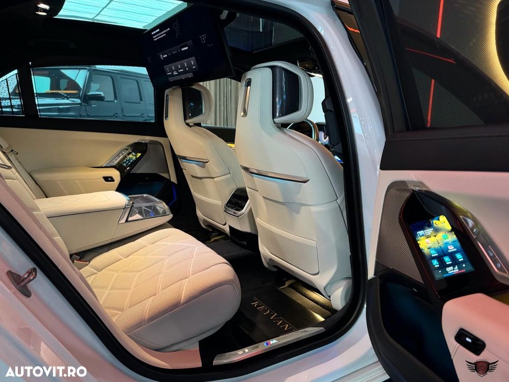 BMW Seria 7 740d xDrive - 13