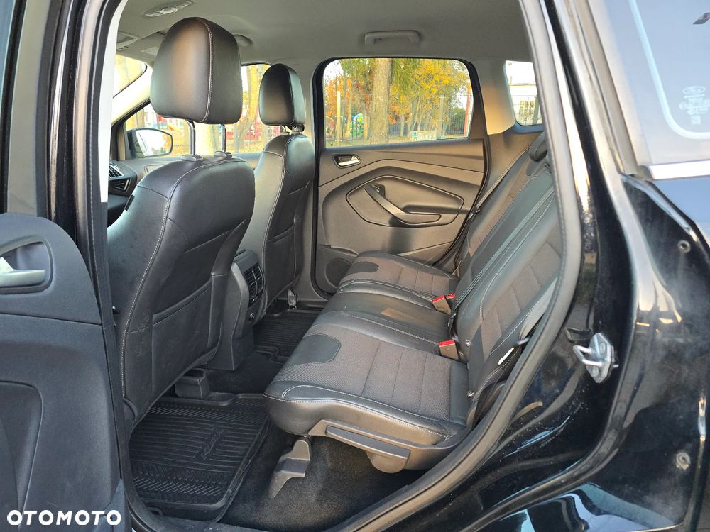 Ford Kuga - 11