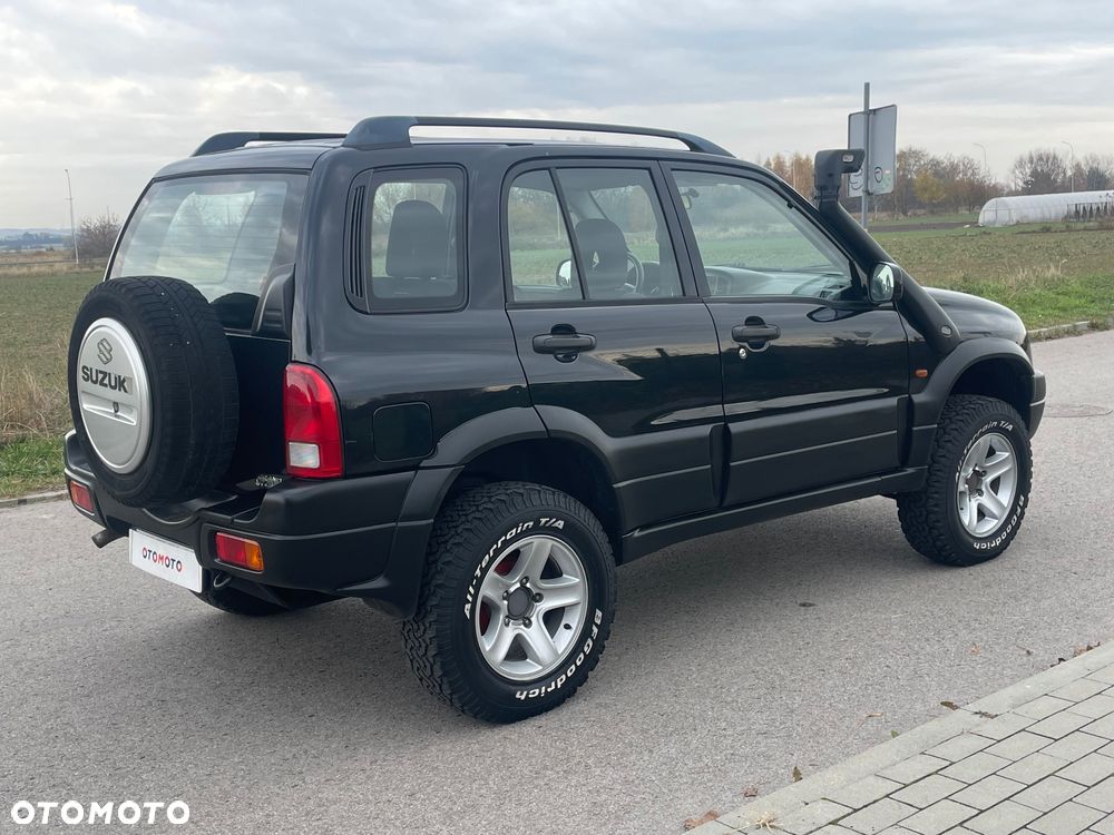 Suzuki Grand Vitara 2.0 Comfort - 30