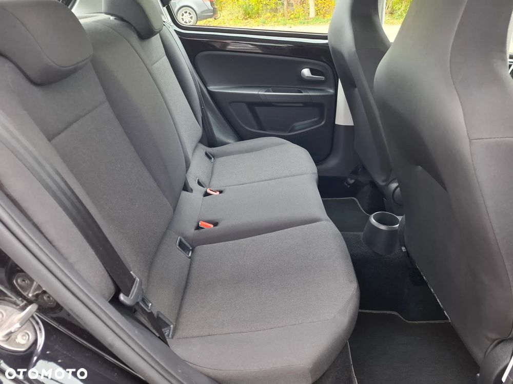 Volkswagen up! - 19