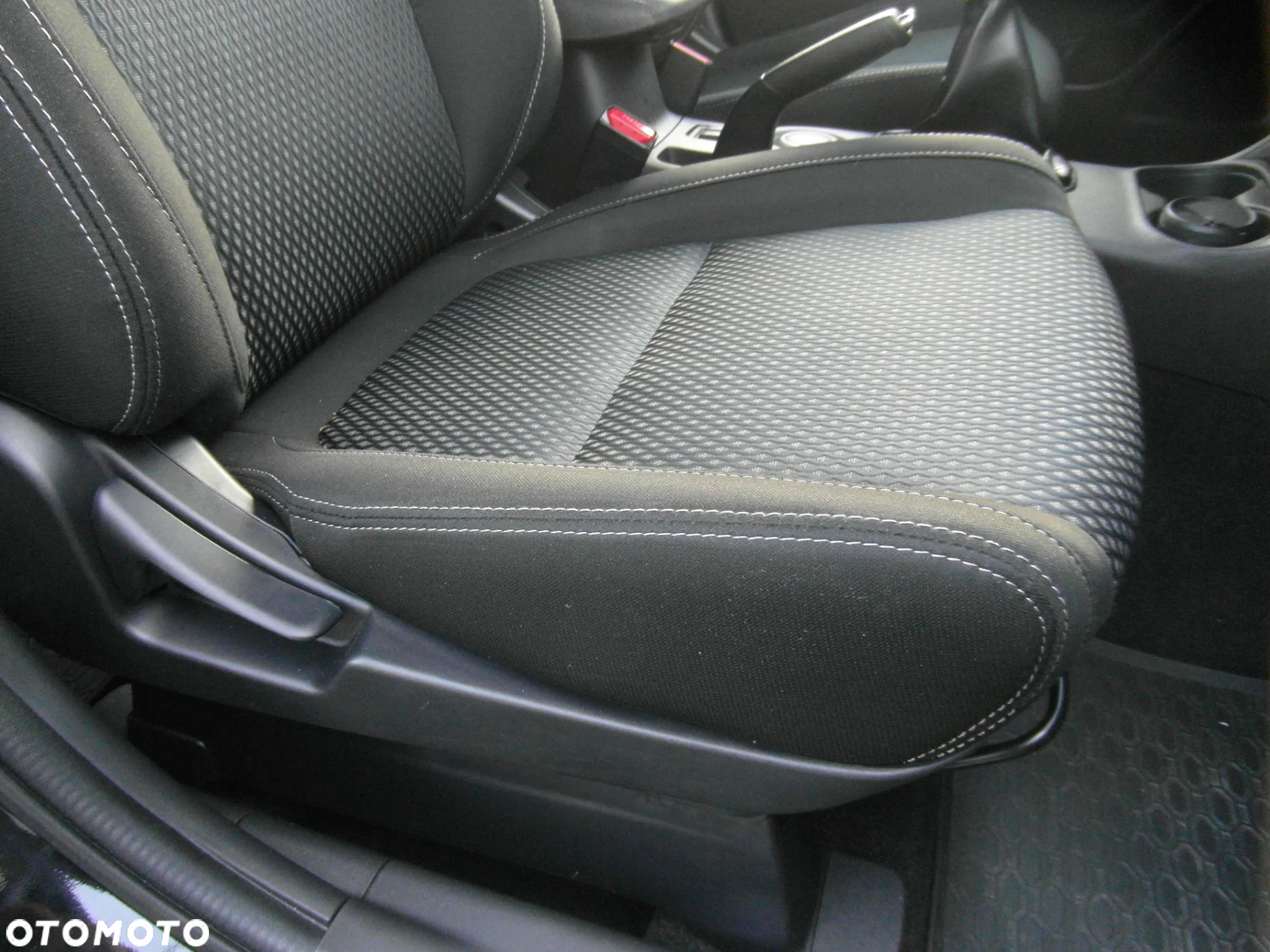 Mitsubishi Outlander 2.0 City Style 2WD - 19