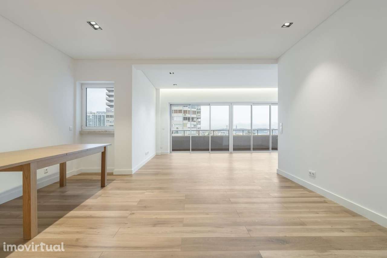 Apartamento T4 com vista, Restelo, Lisboa - Grande imagem: 3/35