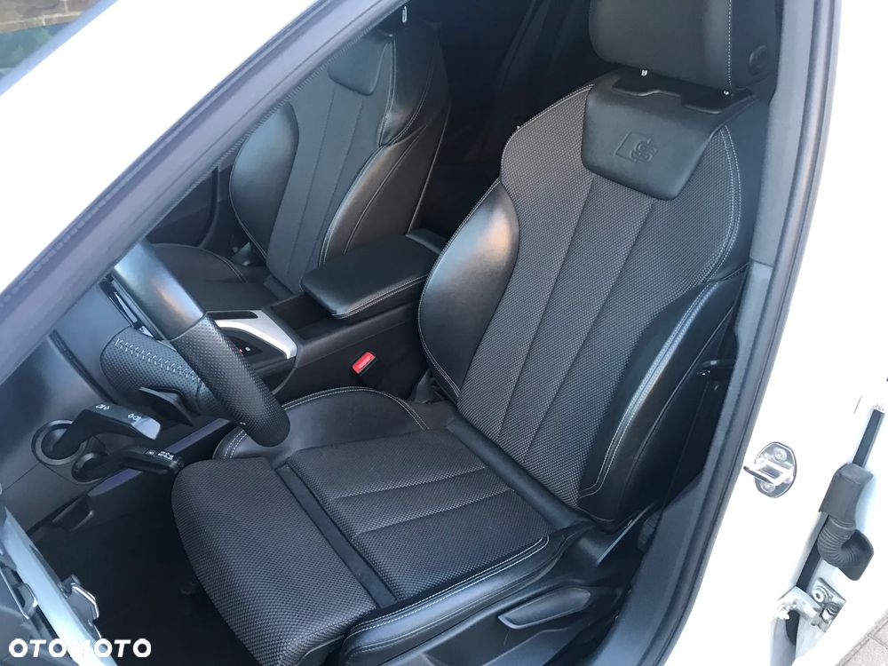 Audi A4 Avant 2.0 TDI ultra S tronic sport - 8