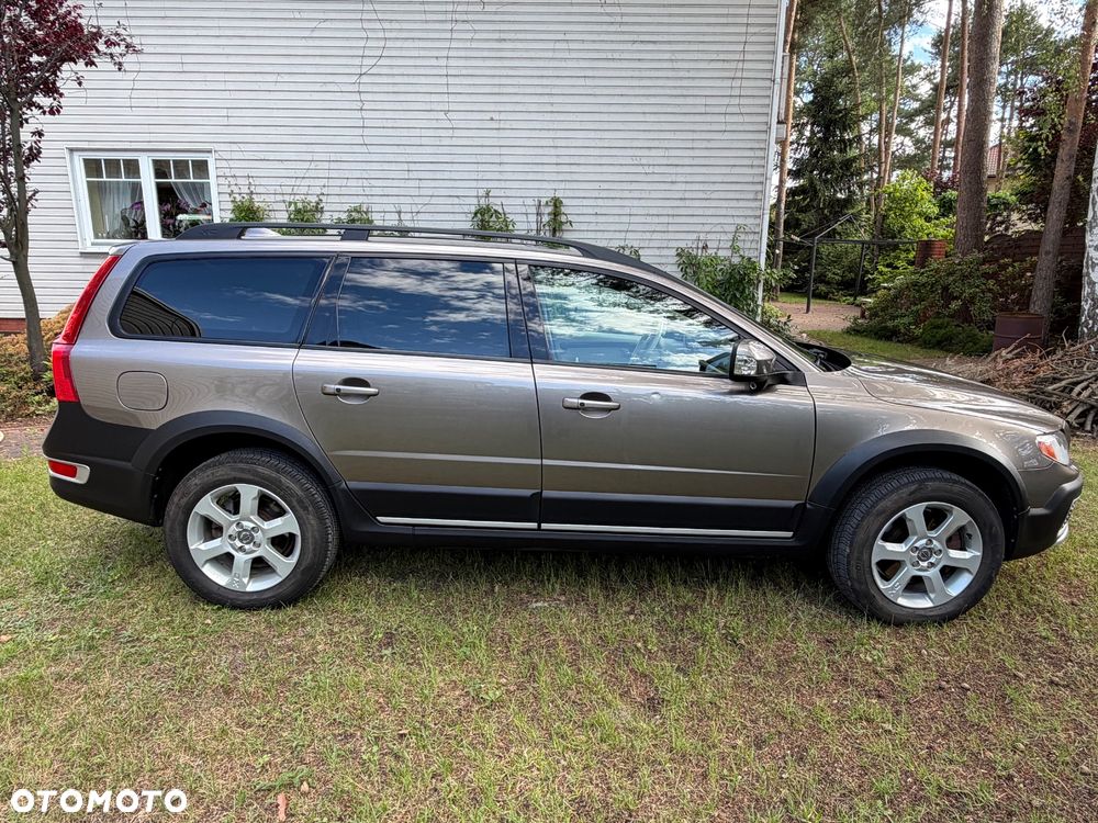 Volvo XC 70 - 8