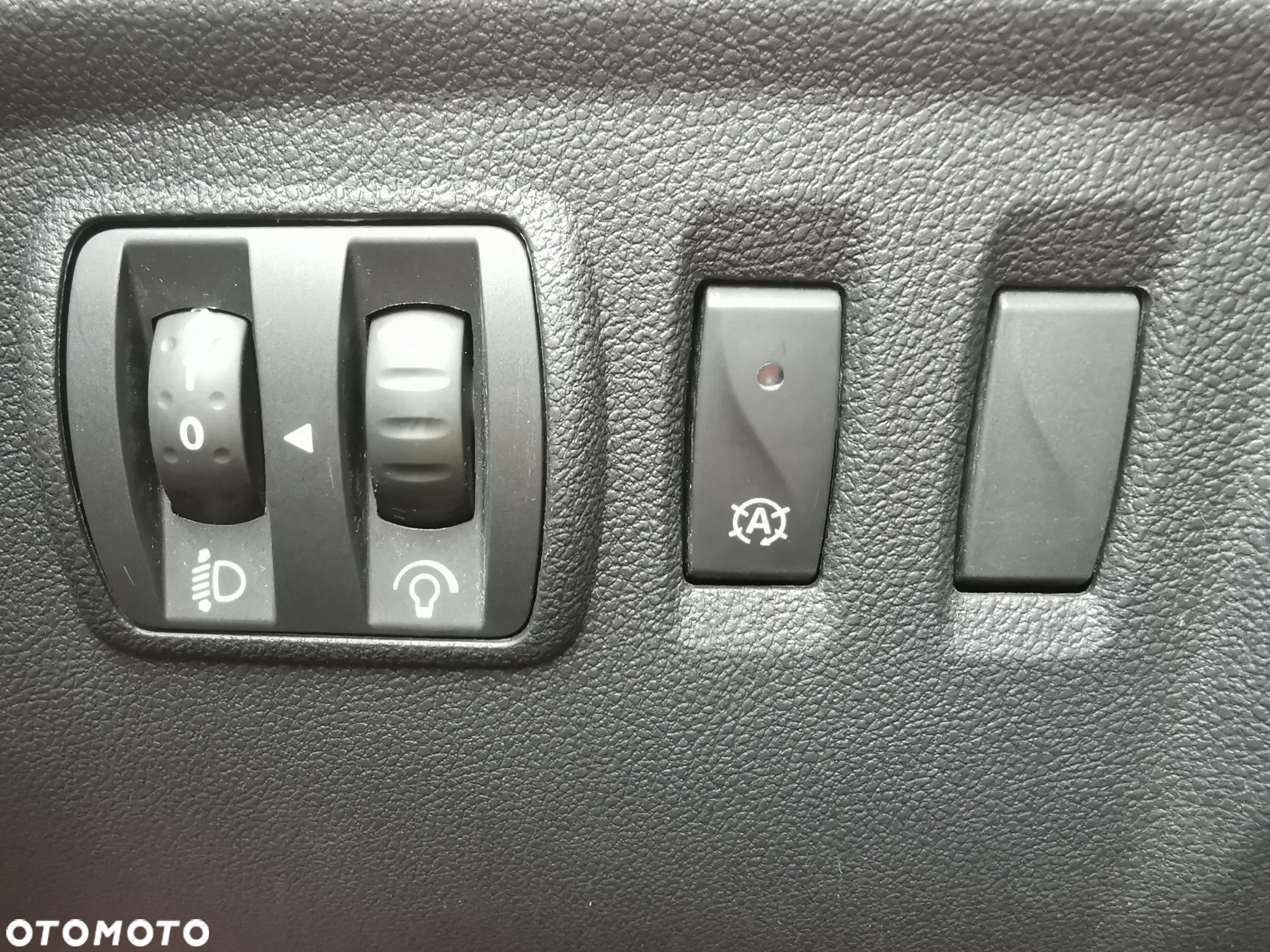 Renault Captur 0.9 Energy TCe Night&Day - 33