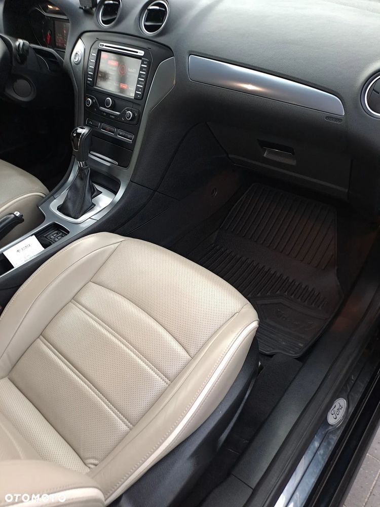 Ford Mondeo 2.0 TDCi Titanium - 13