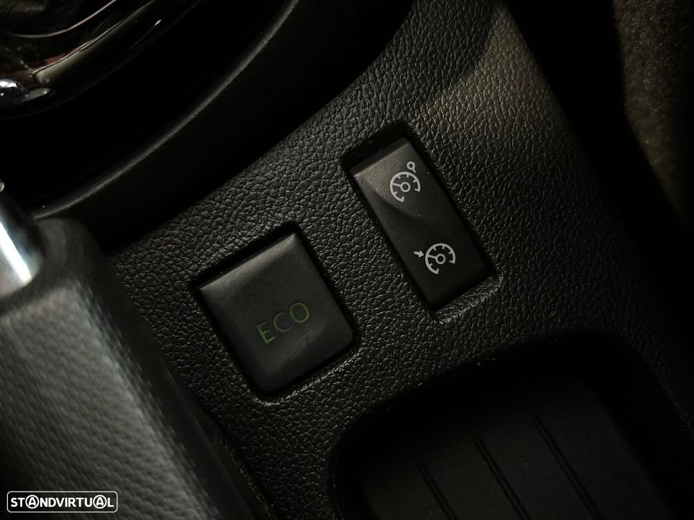 Renault Captur dCi 90 EDC Dynamique - 19