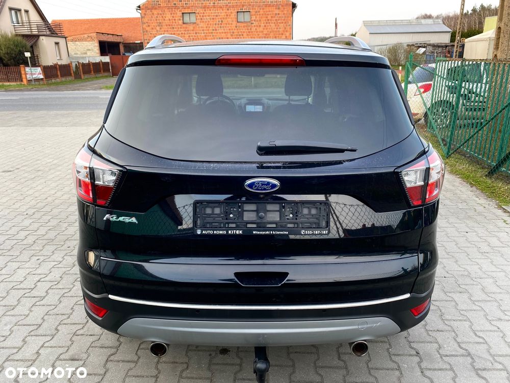 Ford Kuga - 36