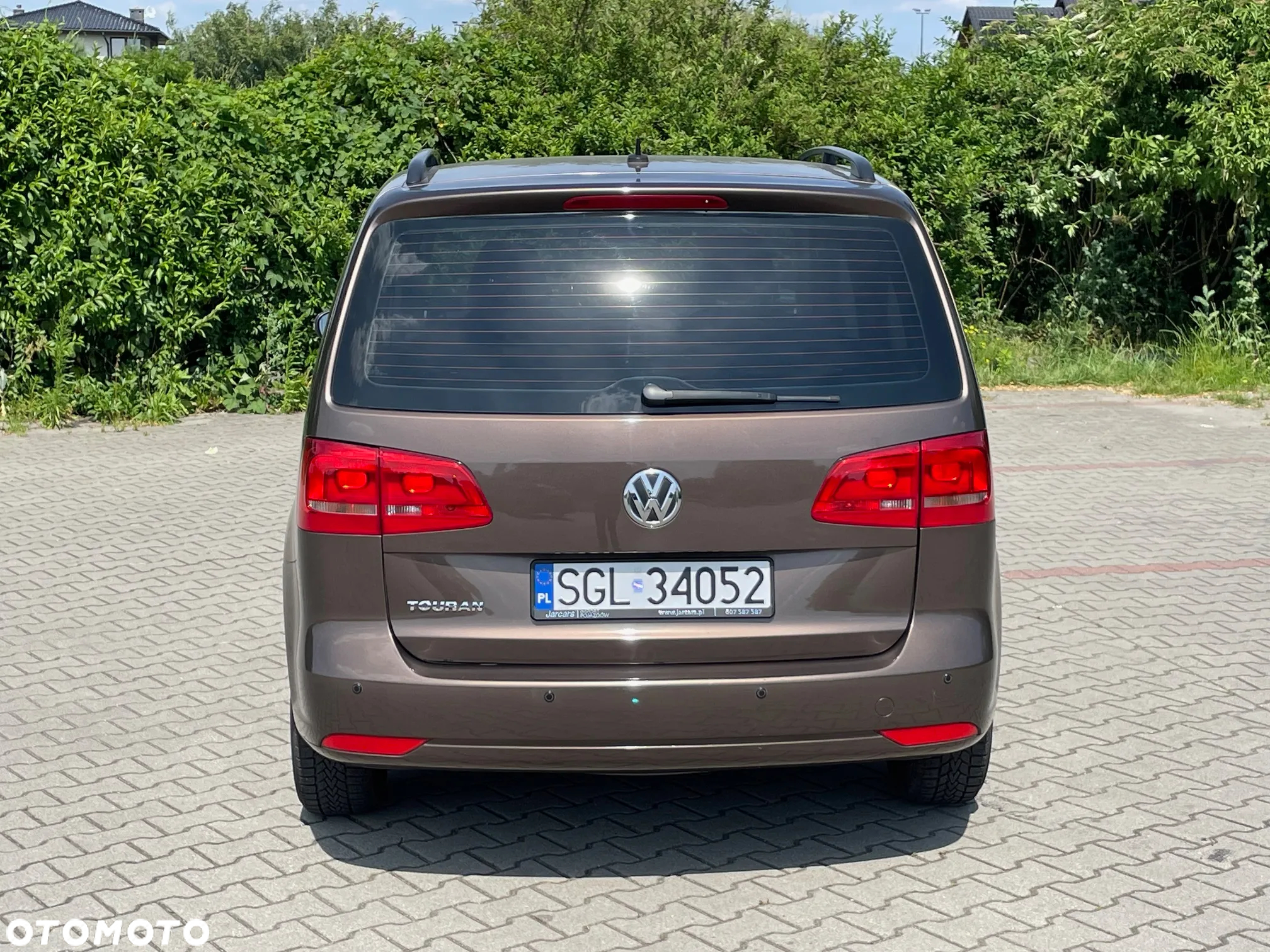 Volkswagen Touran 1.6 TDI DPF BlueMotion Technology DSG Trendline - 12
