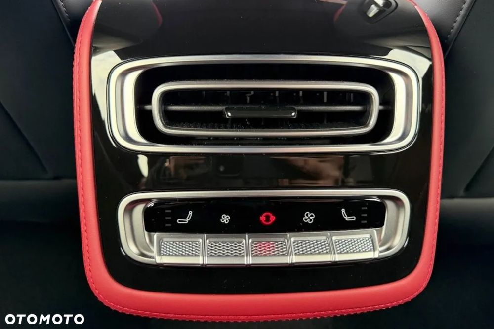 Omoda 9 1.5 Super Hybrid Exclusive AWD - 24