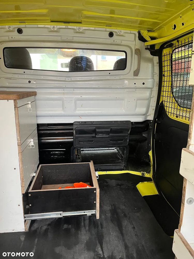 Renault Trafic 1.6 CDTI - 18