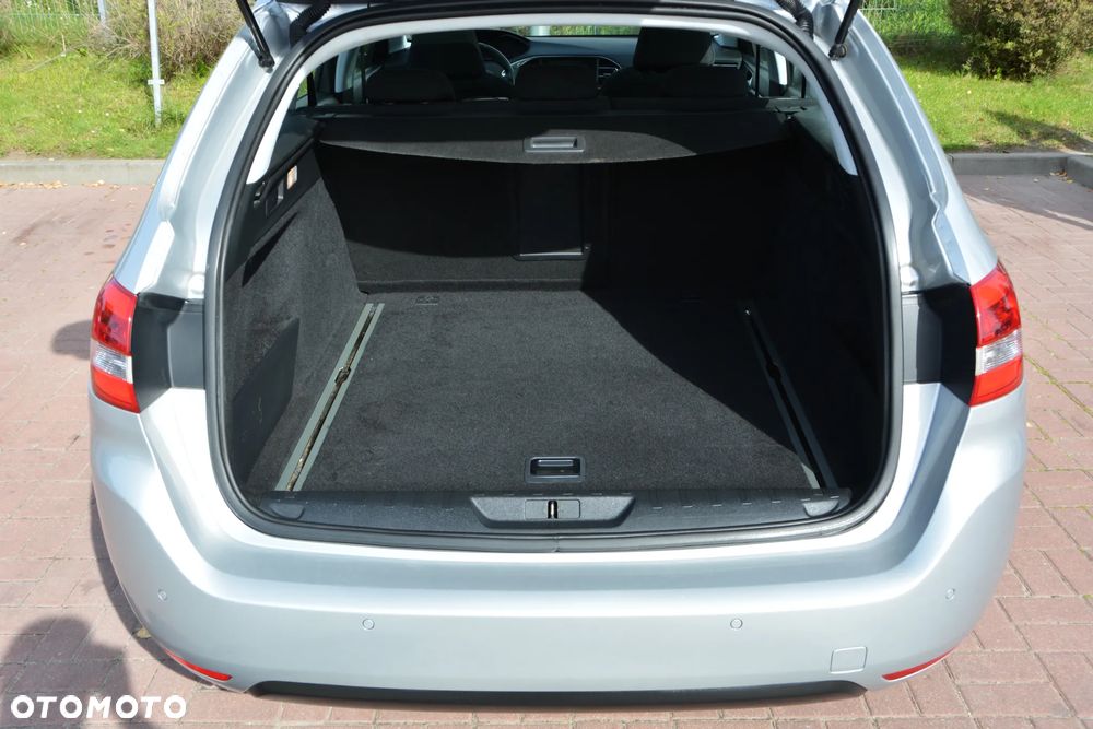 Peugeot 308 BlueHDi FAP 120 EAT6 Stop&Start Allure - 10
